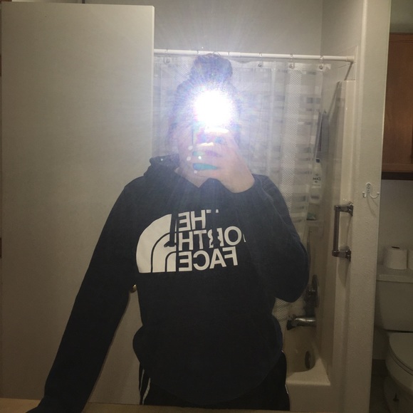 North face jacket - Picture 3 of 5